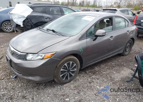 2012 Honda Civic Lx z USA, uszkodzony, nr VIN 19XFB2F58CE080260